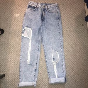 LF Carmar ripped boyfriend light denim jeans